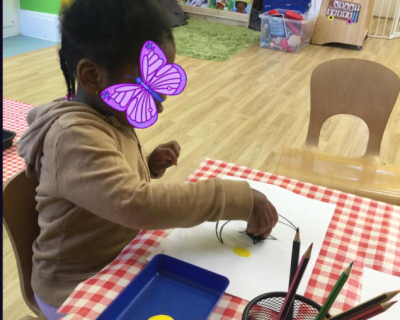 nursery-children-doing-eid-crafts